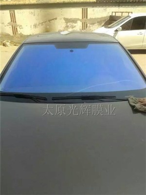 宝马汽车贴膜_光辉太阳膜批发_大同汽车贴膜